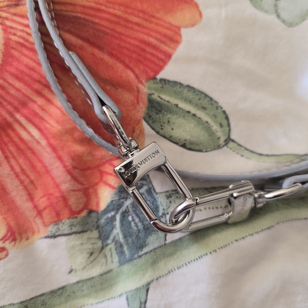 Silver Mirror Purse Crossbody Strap - Picture 3 of 7